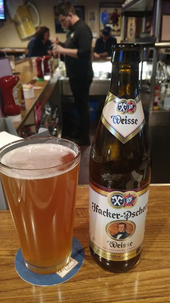 Hacker-Pschorr Weiss